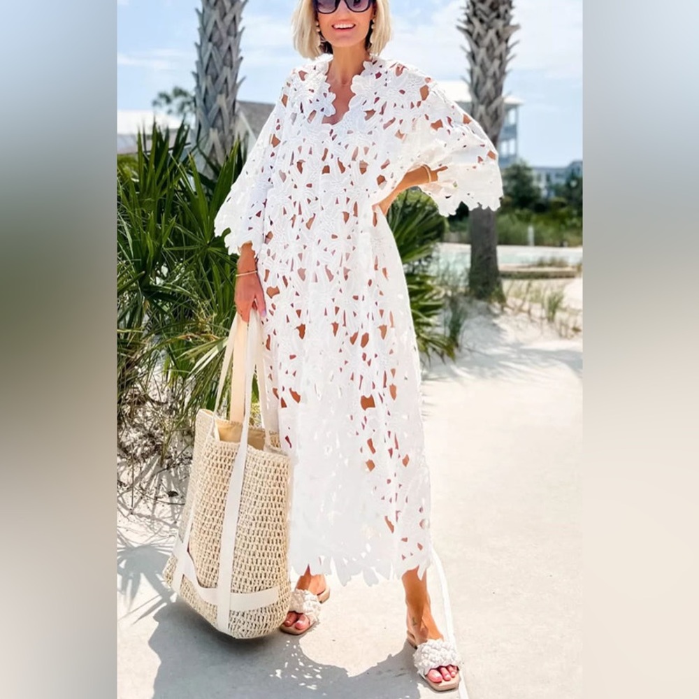 Anthropologie Floral Eyelet Kaftan - Picture 4 of 9